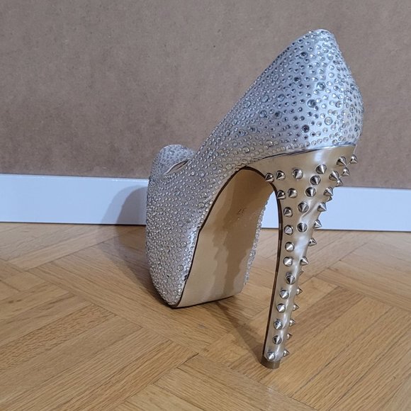 Women's Sexy Rhinestone and Rivets Peep-Toe Platform Heels - White - Picture 4 of 9